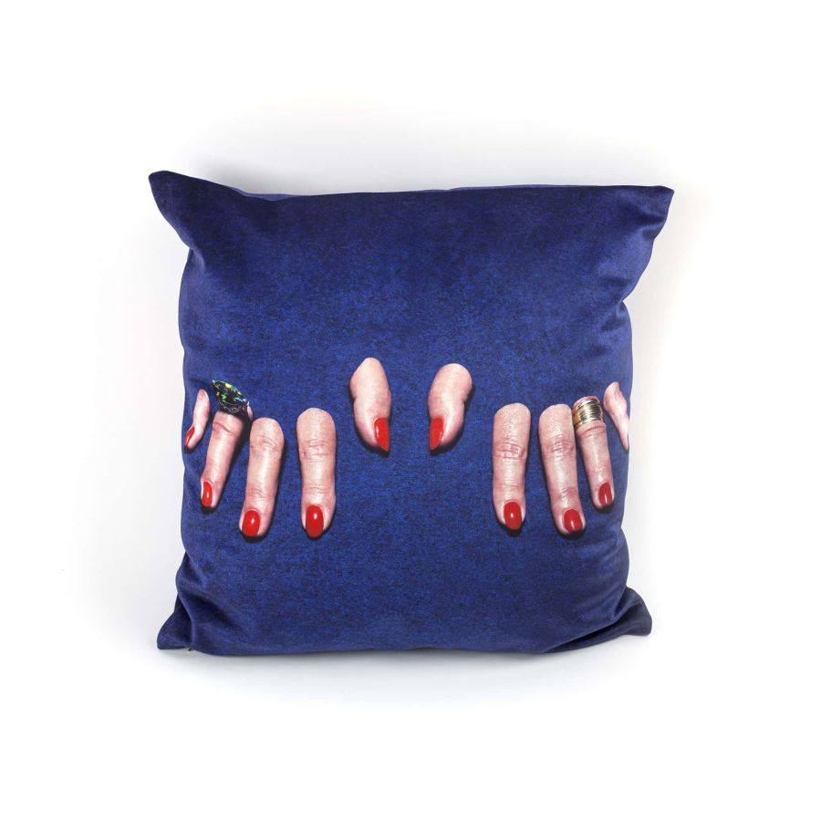 Fingers Cushion